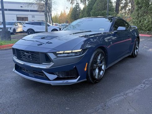 Used 2024 Ford Mustang Dark Horse image 4