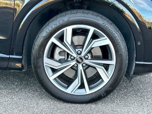 Used 2023 Audi Q4 e-tron Premium Plus w/ Premium Plus image 46