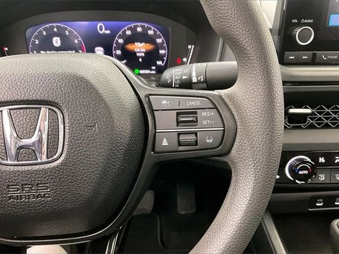 Certified 2025 Honda Accord SE image 24