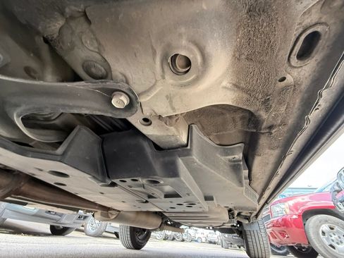 Used 2014 Toyota RAV4 LE FWD image 28