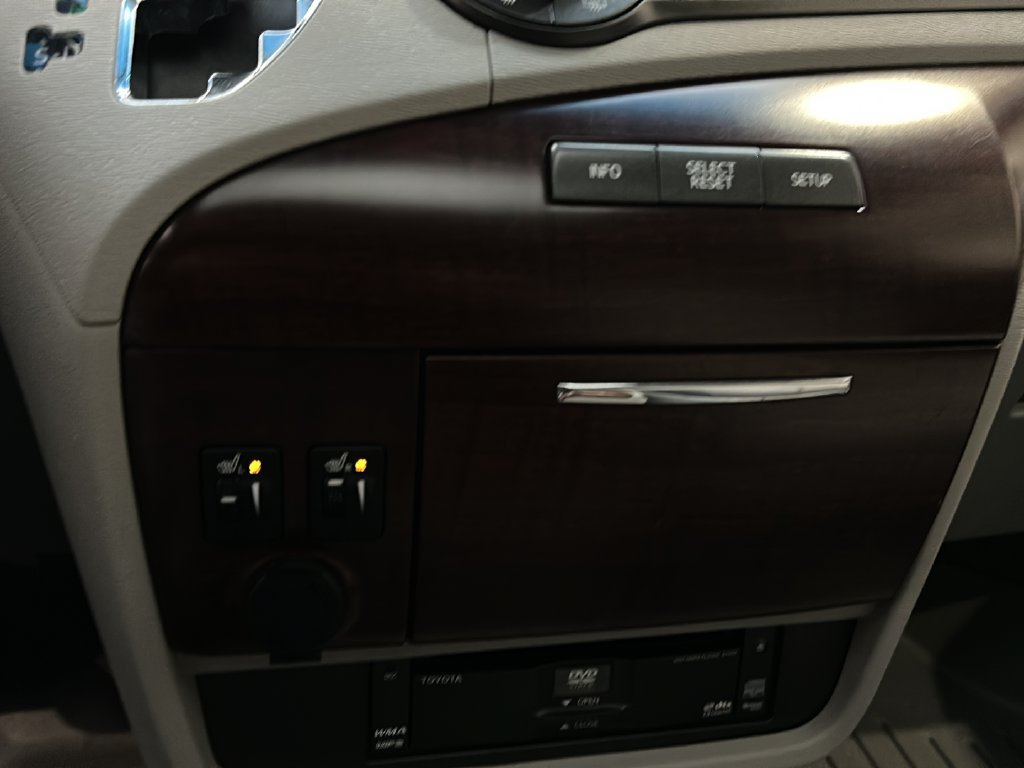 Used 2011 Toyota Sienna Limited AWD/4WD image 34