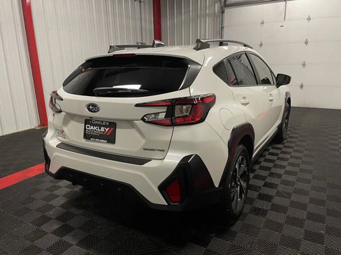 Used 2024 Subaru Crosstrek 2.0i Premium image 18