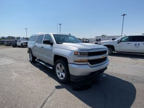 Used 2018 Chevrolet Silverado 1500 Custom w/ Custom Value Package AWD/4WD image 2