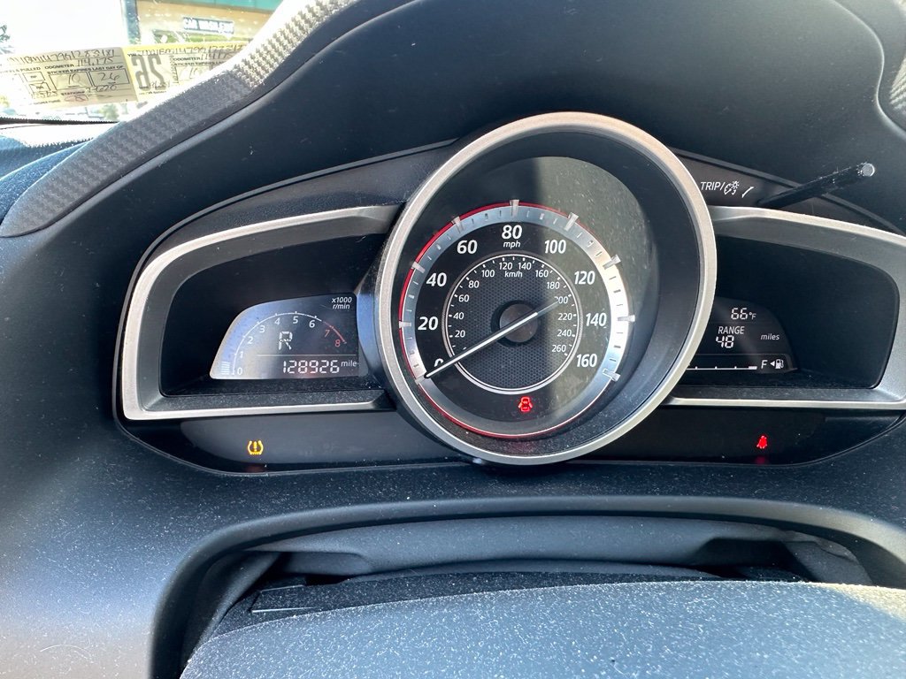 Used 2016 MAZDA MAZDA3 i Sport w/ Preferred Equipment Package FWD image 10