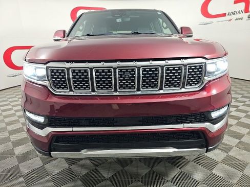 Certified 2022 Jeep Grand Wagoneer Series I image 2