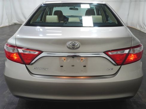 Used 2016 Toyota Camry LE FWD image 6