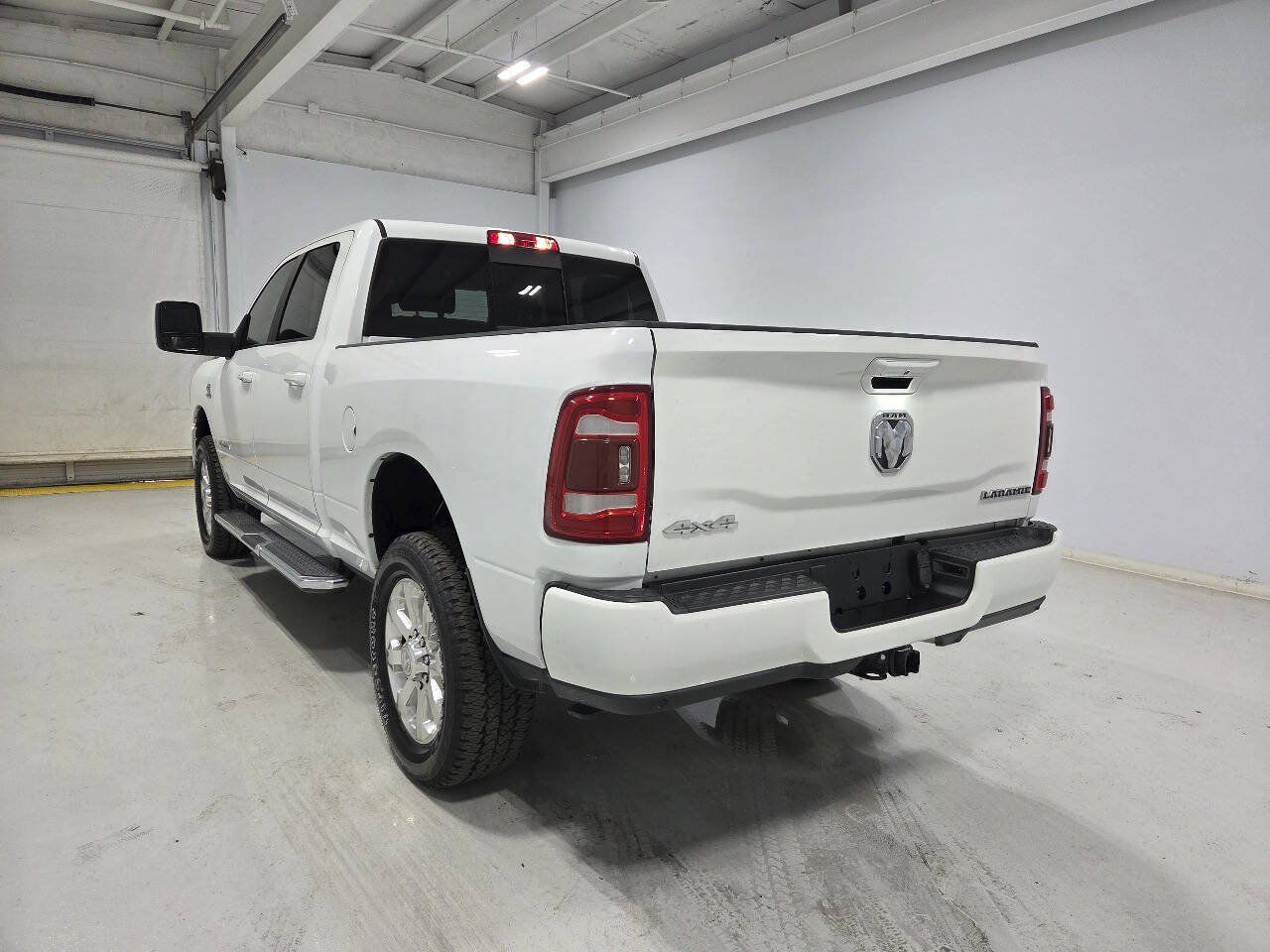 Used 2023 RAM 2500 Laramie AWD/4WD image 7