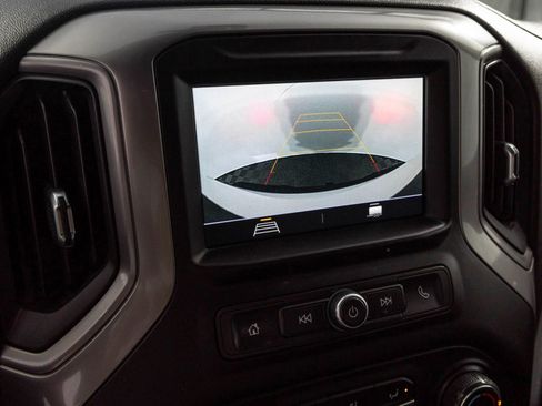 Used 2021 Chevrolet Silverado 2500 Custom w/ Custom Value Package AWD/4WD image 8