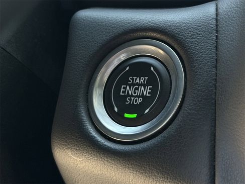 Certified 2023 Chevrolet Suburban LT image 22