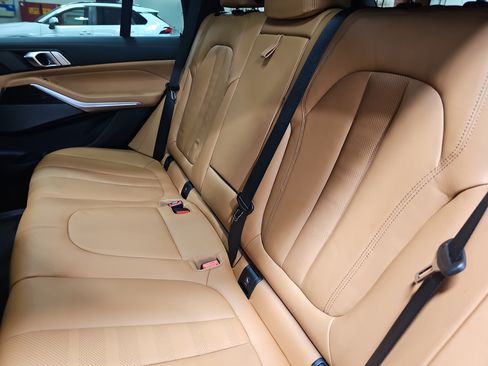 Used 2021 BMW X5 xDrive40i w/ Premium Package AWD/4WD image 15