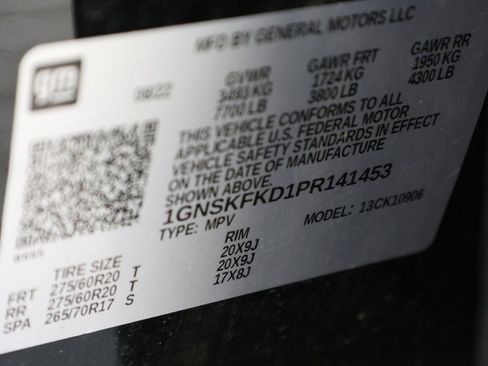 Used 2023 Chevrolet Suburban Premier image 43