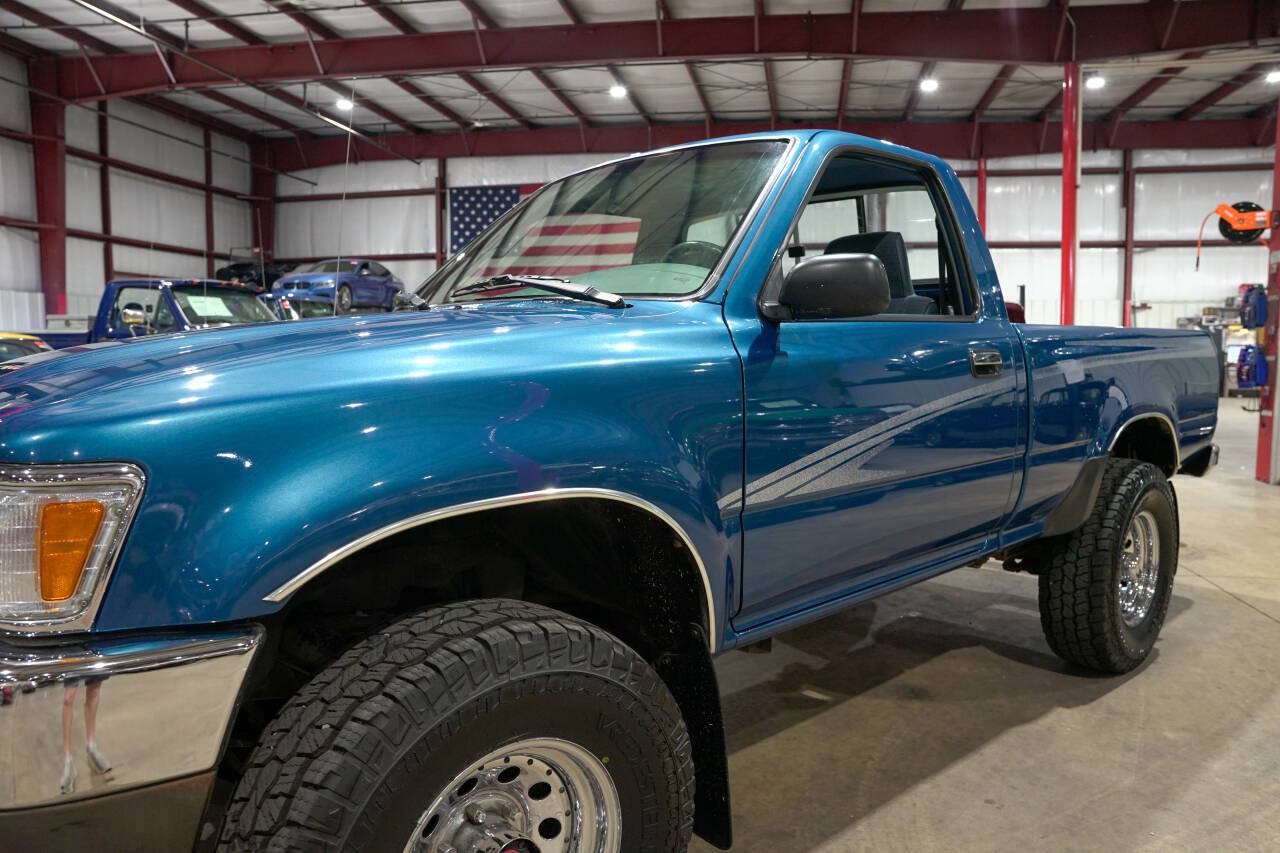Used 1995 Toyota Pickup DX AWD/4WD image 37