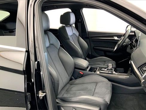 Certified 2022 Audi SQ5 Premium image 7