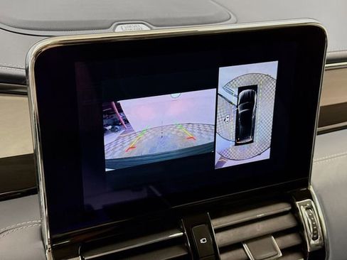 Used 2020 Lincoln Navigator L Black Label w/ Cargo Convenience Package image 14