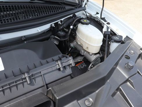 Used 2025 Chevrolet Express 2500 w/ Driver Convenience Package RWD image 18