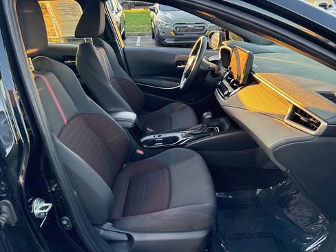 Used 2024 Toyota Corolla SE w/ Convenience Package image 10