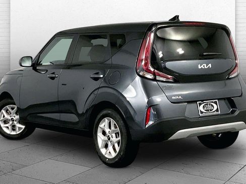 Certified 2025 Kia Soul LX w/ LX Technology Package FWD image 11