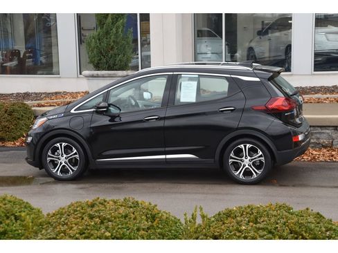Used 2021 Chevrolet Bolt Premier w/ Infotainment Package image 6