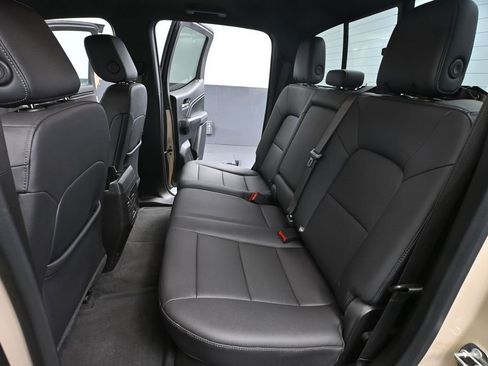 Used 2023 GMC Canyon Elevation w/ Elevation Premium Package AWD/4WD image 41