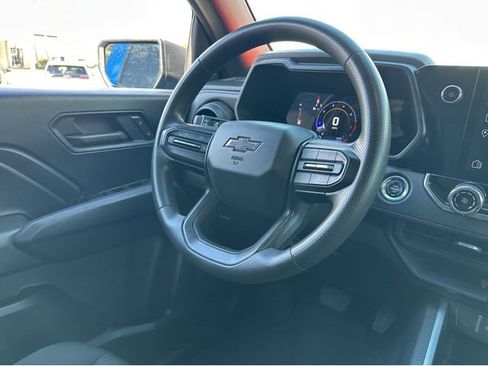 Certified 2023 Chevrolet Colorado Trail Boss w/ Advanced Trailering Package AWD/4WD image 6