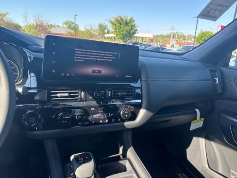 New 2026 Nissan Pathfinder Rock Creek AWD/4WD image 14