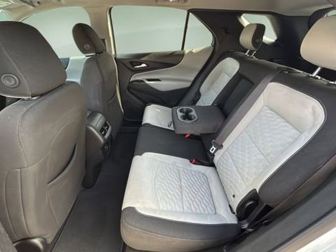 Used 2019 Chevrolet Equinox LT image 19