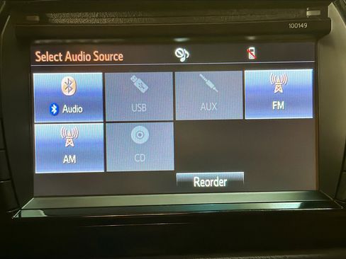 Used 2014 Toyota Corolla LE image 19