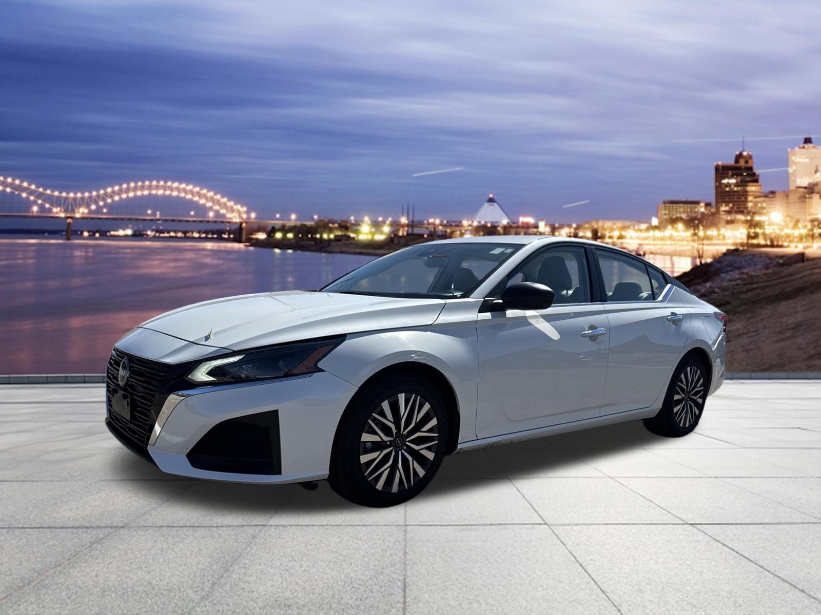 Used 2025 Nissan Altima 2.5 SV FWD image 1