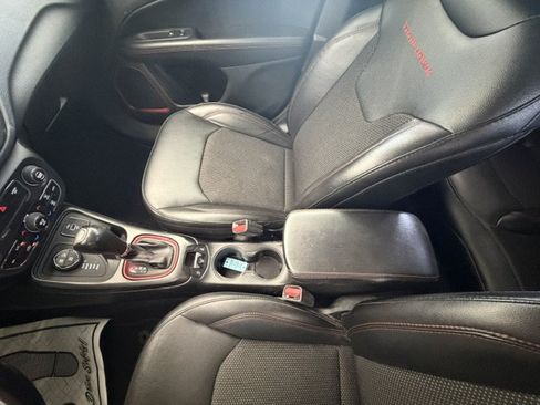 Used 2020 Jeep Compass Trailhawk AWD/4WD image 10