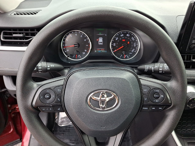 Used 2020 Toyota RAV4 XLE w/ Convenience Package AWD/4WD image 16