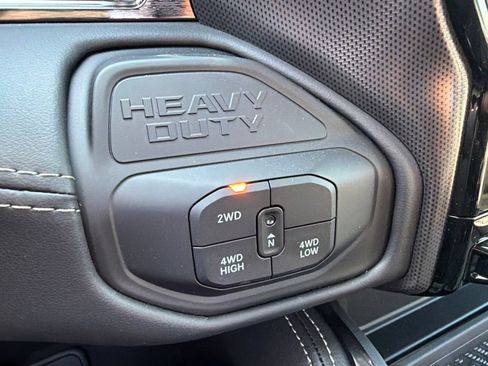 New 2026 RAM 3500 Limited AWD/4WD image 27