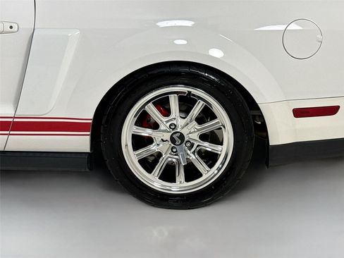 Used 2009 Ford Mustang Shelby GT500 RWD image 40
