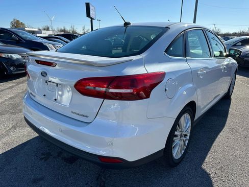 Used 2017 Ford Focus Titanium image 31