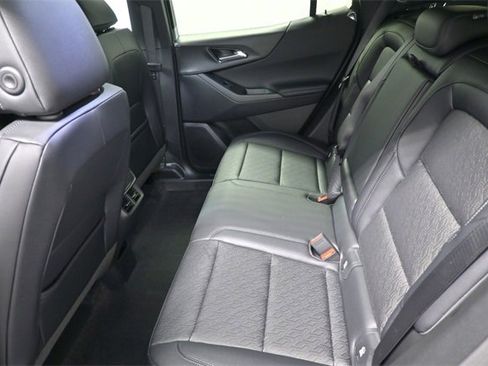 New 2026 Chevrolet Equinox LT w/ Convenience Package II image 10