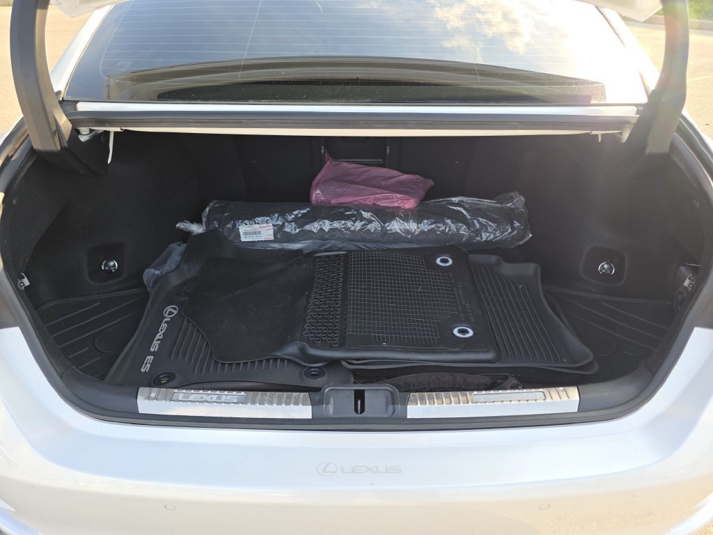 Certified 2023 Lexus ES 350 w/ Premium Package FWD image 31