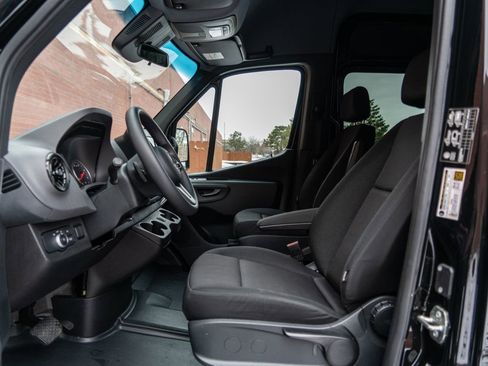 Used 2024 Mercedes-Benz Sprinter 3500 w/ Acoustic Package image 7