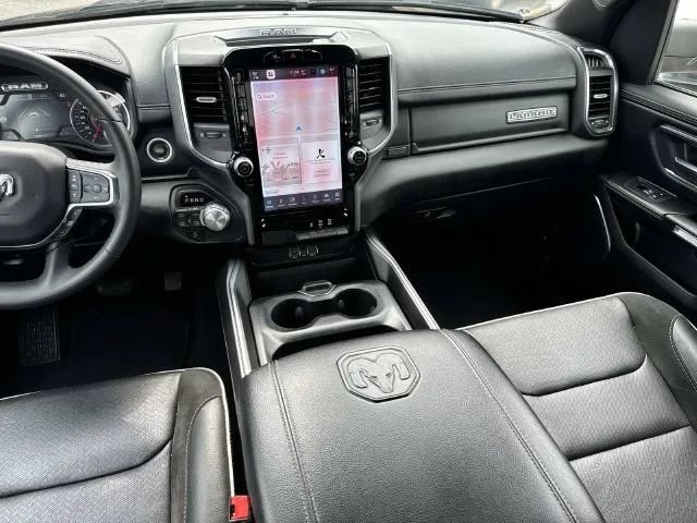 Used 2025 RAM 1500 Laramie AWD/4WD image 15