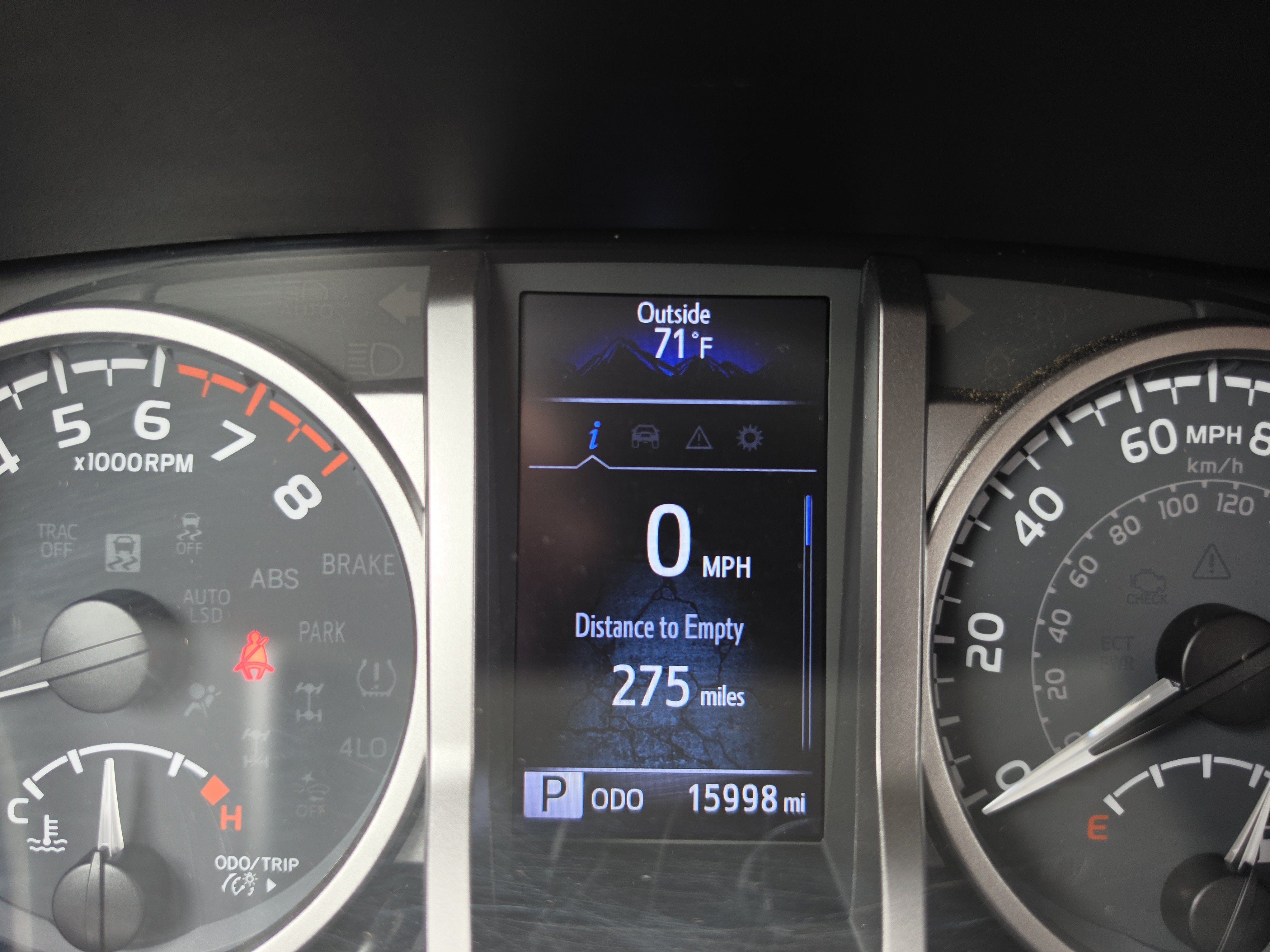 Used 2022 Toyota Tacoma SR5 w/ Technology Package AWD/4WD image 22