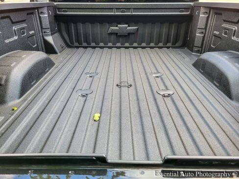 New 2026 Chevrolet Silverado 2500 ZR2 image 17