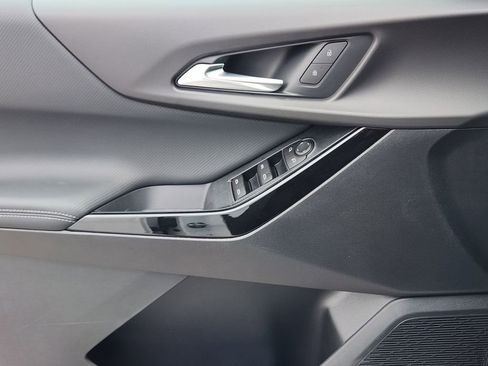 New 2026 Chevrolet Equinox LT image 25