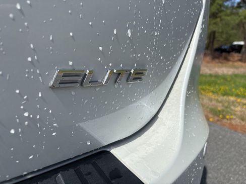 Used 2023 Honda Odyssey Elite image 17