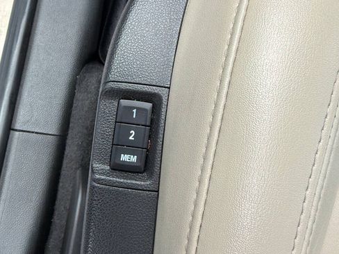 Used 2018 Buick Encore Essence AWD/4WD image 17