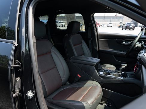 Used 2025 Chevrolet Blazer RS FWD image 22