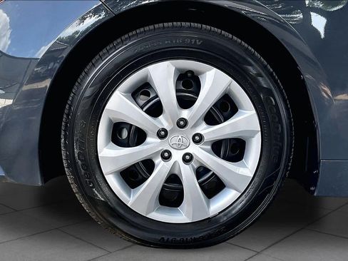 Used 2023 Toyota Corolla LE FWD image 11