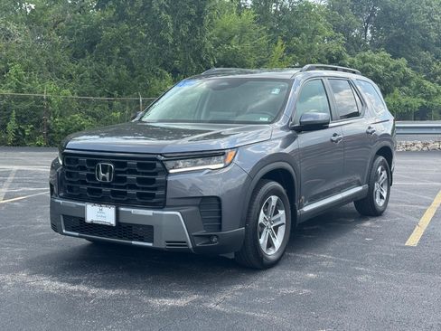 Certified 2026 Honda Pilot EX-L image 9