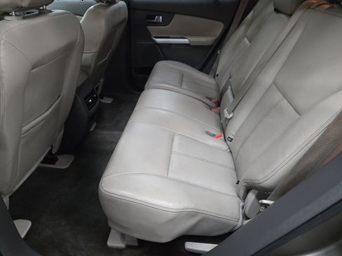 Used 2014 Ford Edge SEL w/ Equipment Group 204A FWD image 8