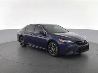 Used 2021 Toyota Camry SE FWD video 2