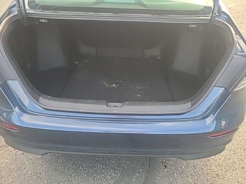 Used 2025 Honda Accord SE image 11