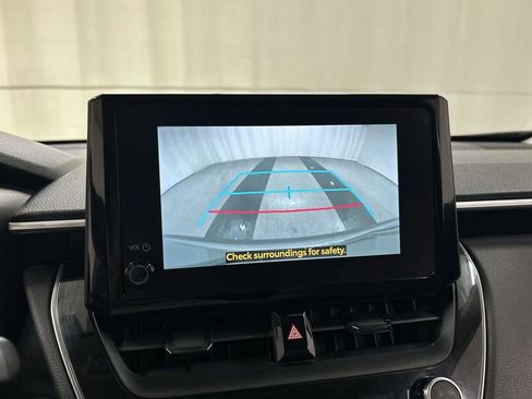 Used 2023 Toyota Corolla Cross LE w/ Moonroof Package image 15