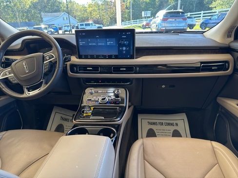 Used 2022 Lincoln Nautilus Reserve w/ Equipment Group 201A image 32
